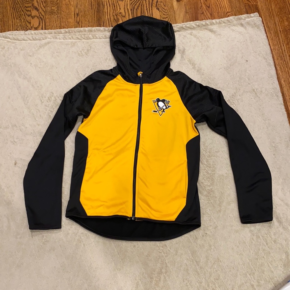 Pittsburgh Penguins NHL fleece zip girls size L